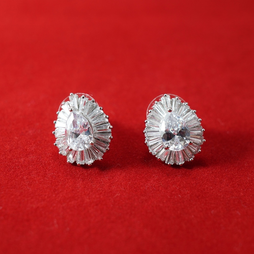Rhinestone Stud Earrings